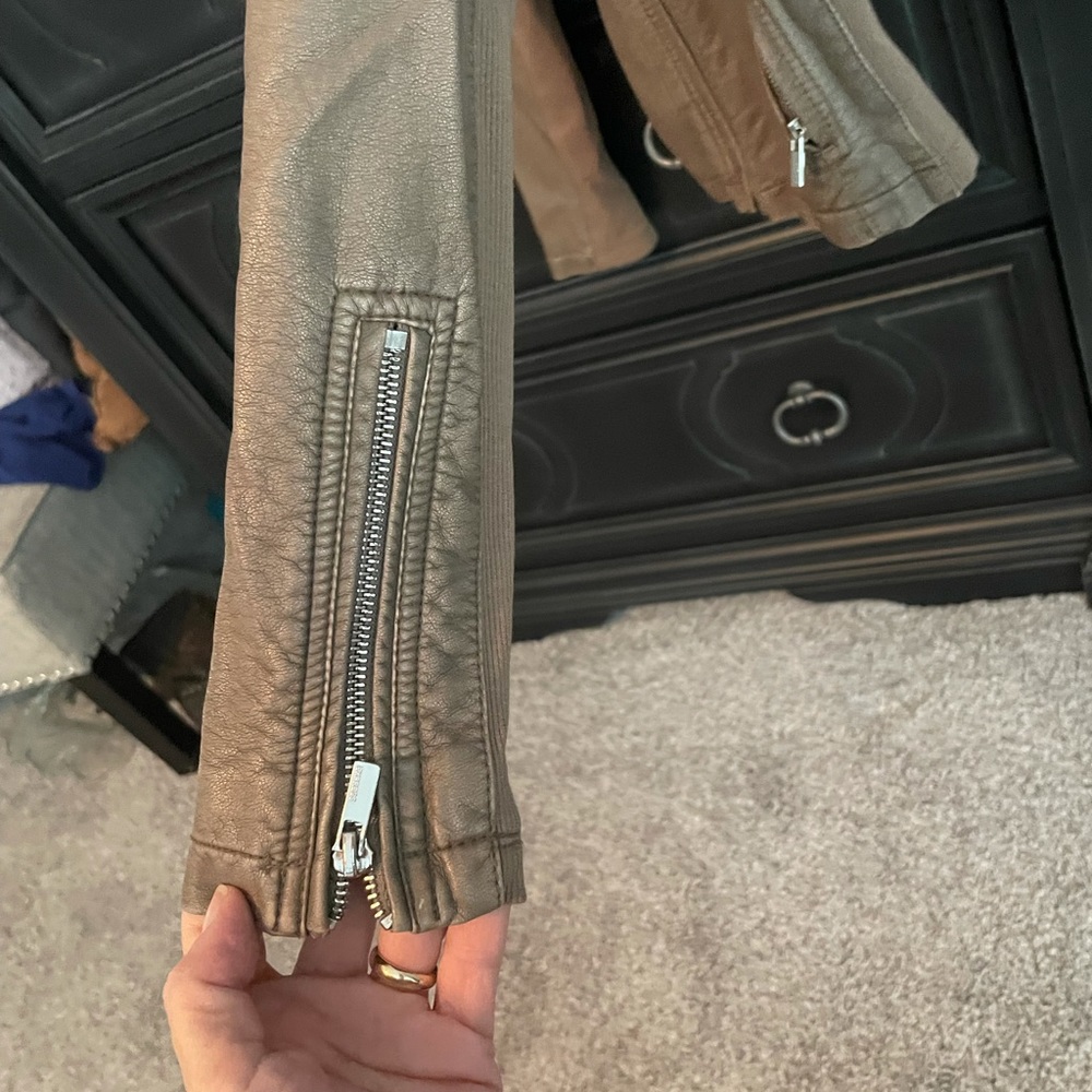 Express Moto Jacket - Picture 3 of 6